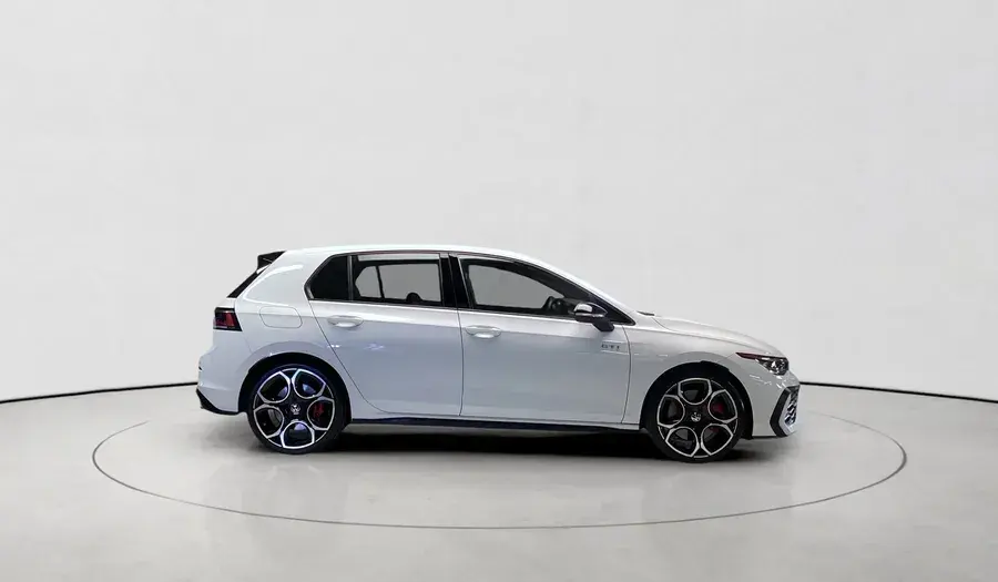 فولكس واجن جولف GTI 2025 2T