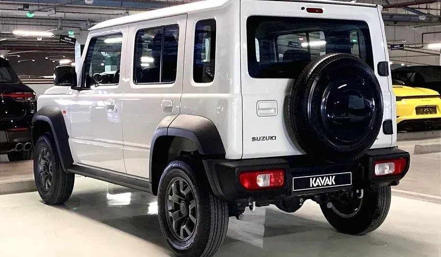 سوزوكي جيمني 2025