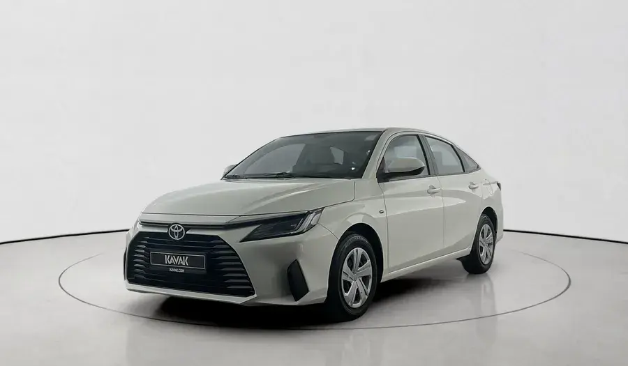 تويوتا يارس سيدان 2023 1.5L