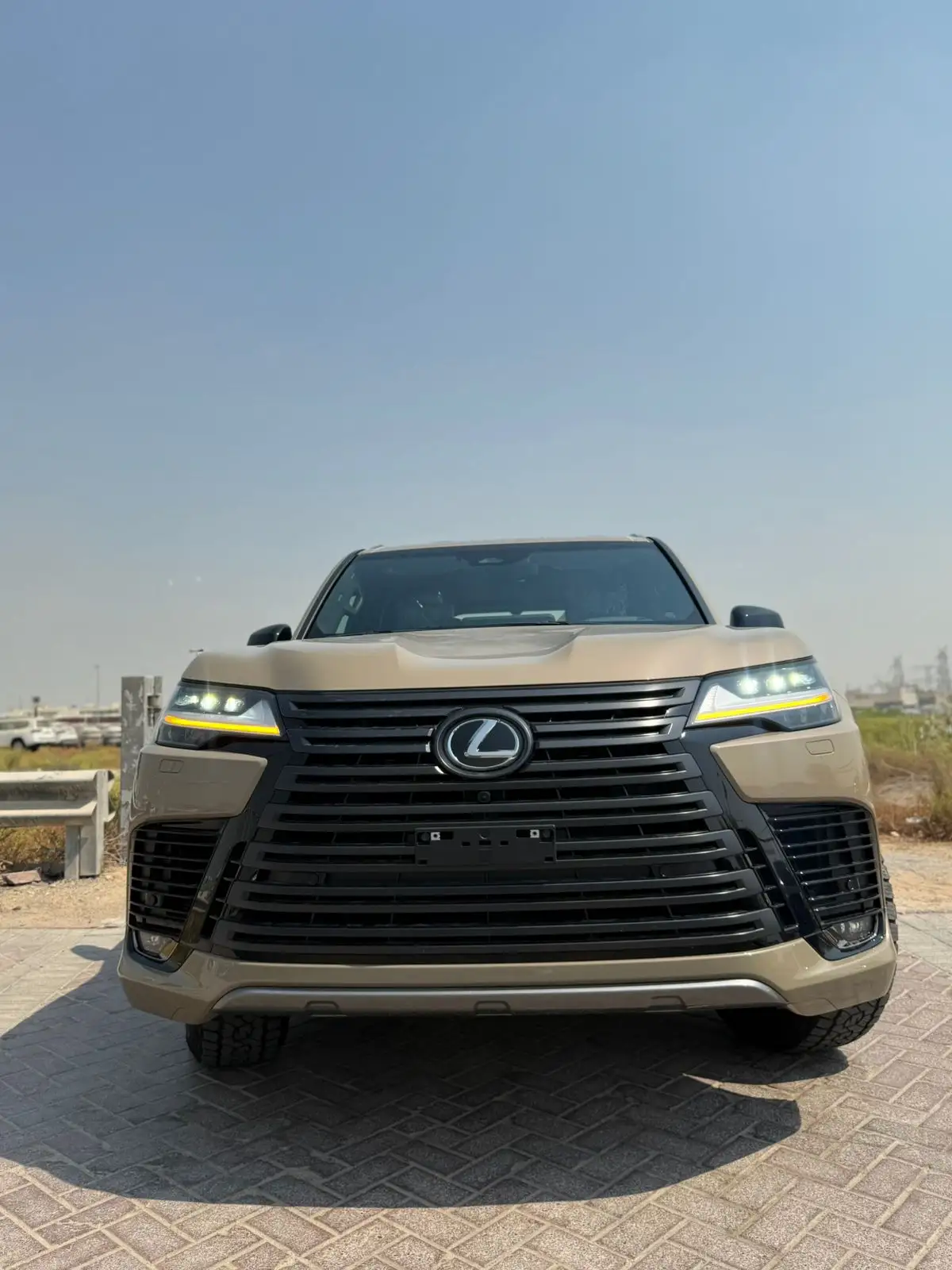 لكزس LX 2025 3.5L