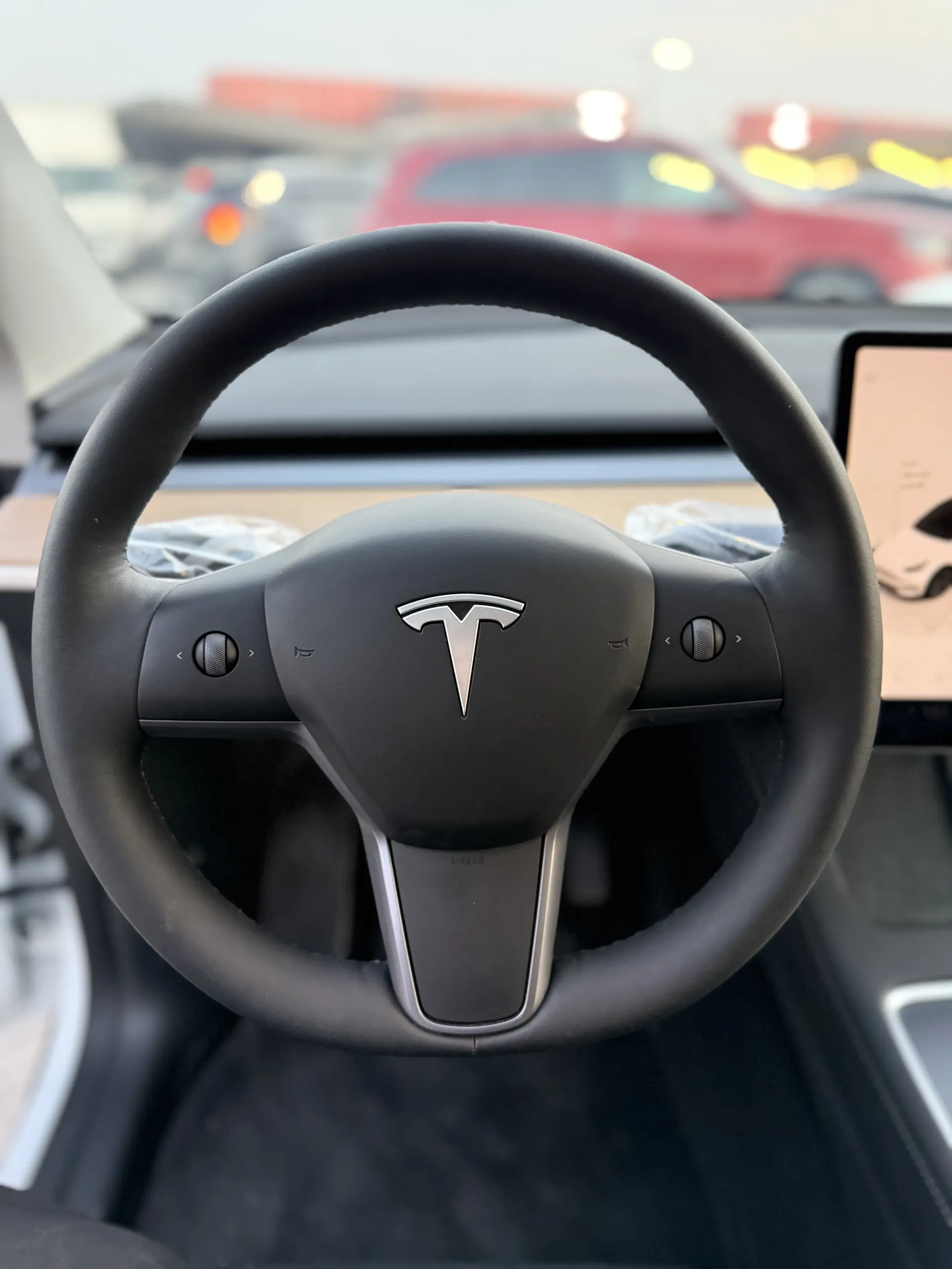 Tesla Model Y 2025