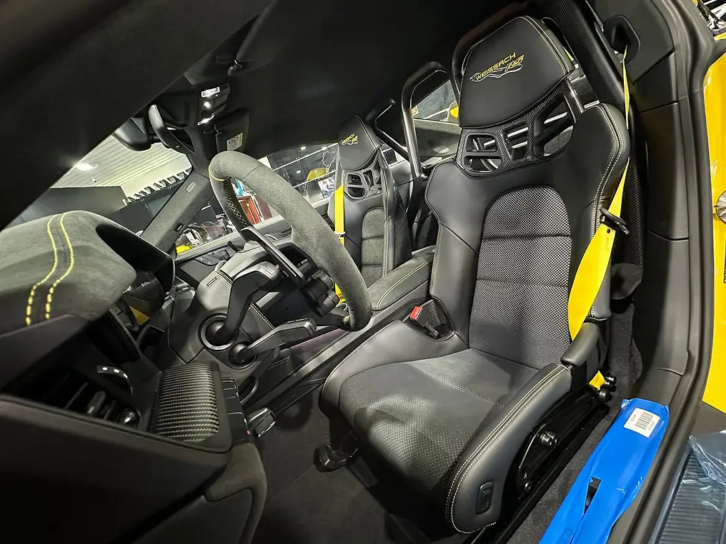 بورش 911 2024 4L