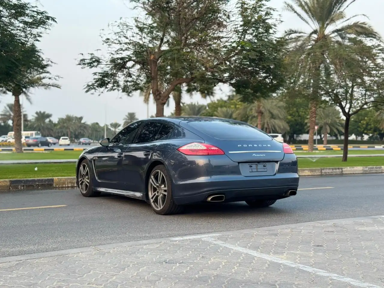 Porsche Panamera 2013