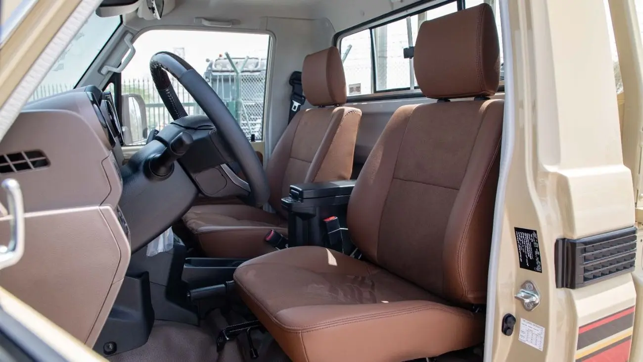 Toyota Land Cruiser Pick Up 2025 4L
