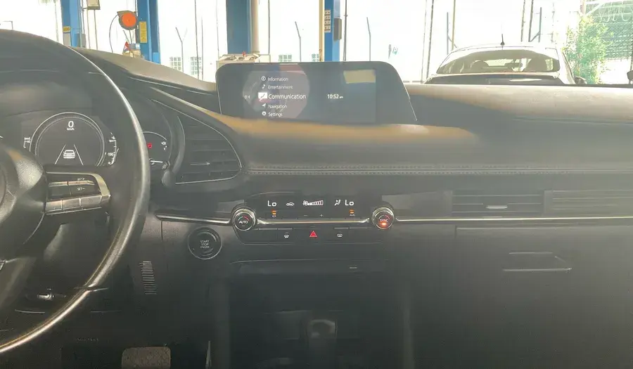 مازدا 3 Sedan 2023 2L