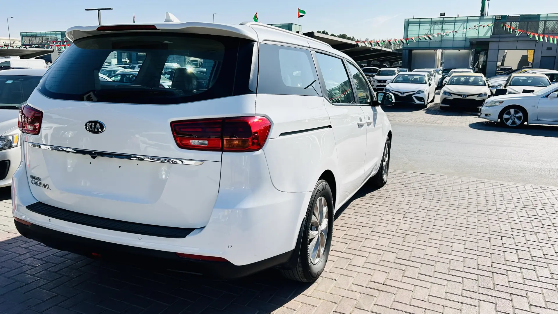 كيا جراند كارنفال 2021