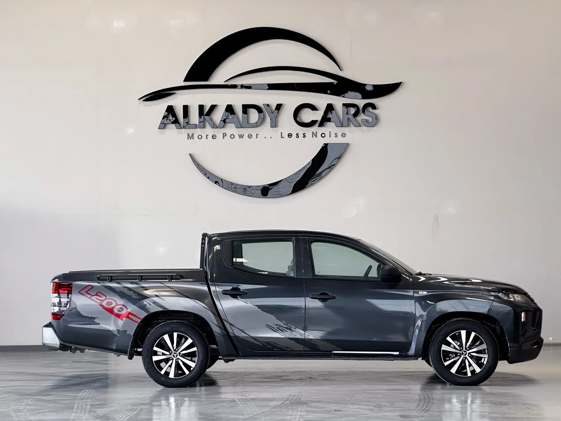 ميتسوبيشي L200 2023 2.5L