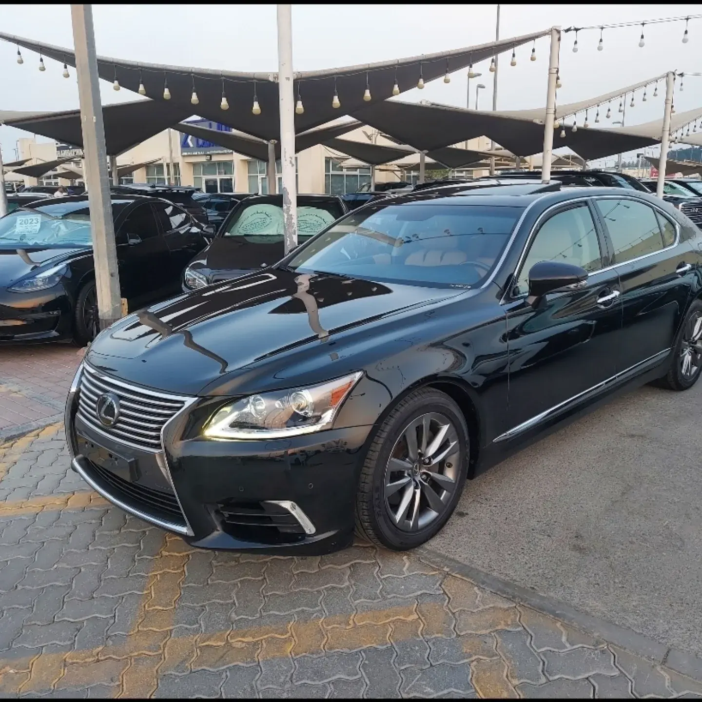 Lexus LS 2015