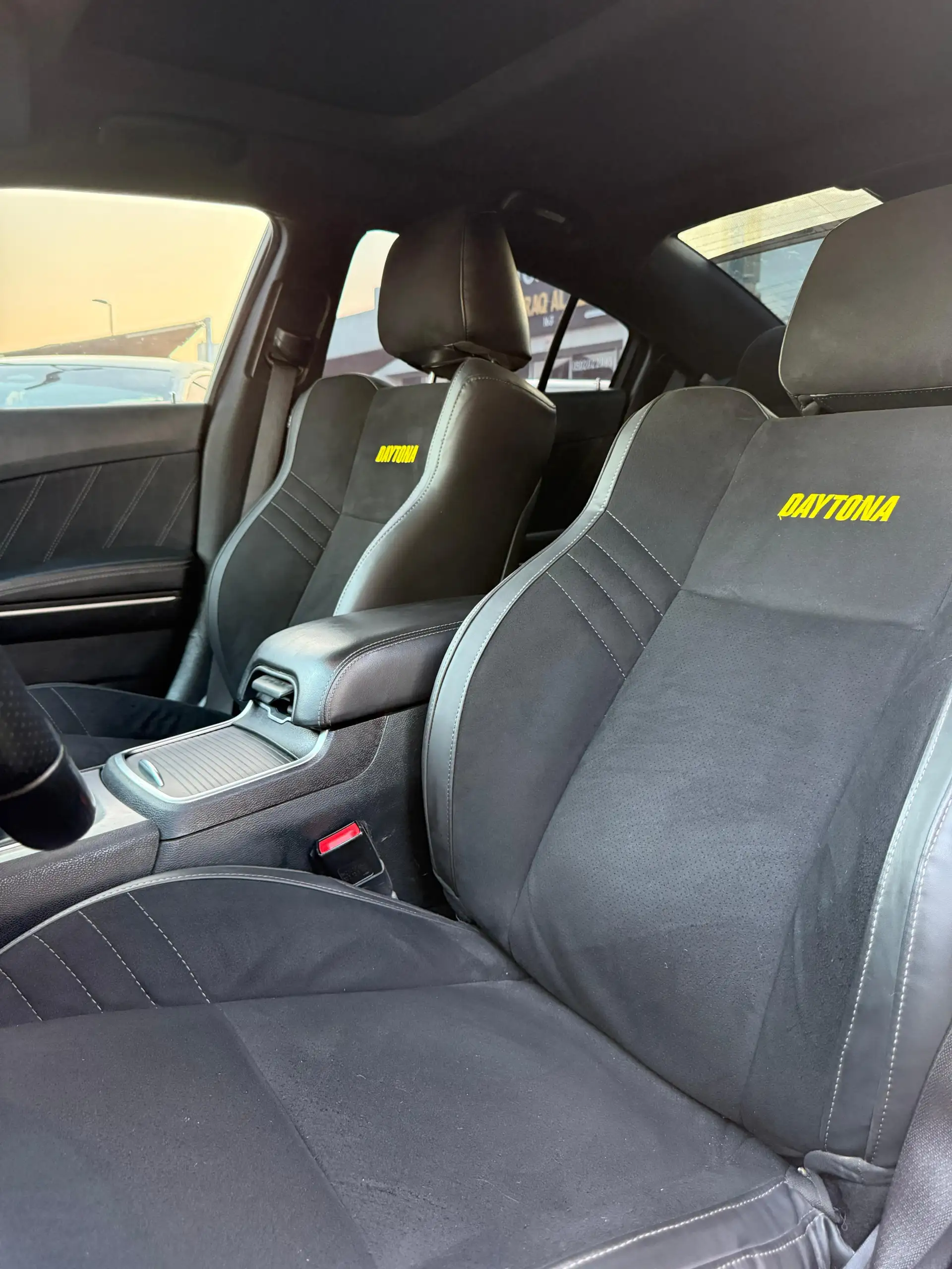 دودج تشارجر 2020