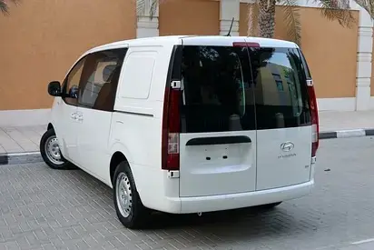 Hyundai Staria 2022