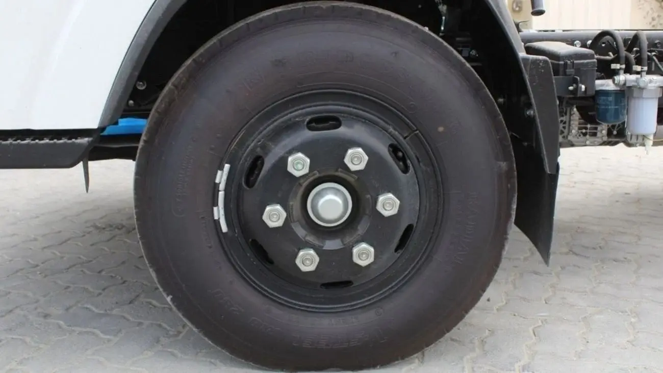 إيسوزو NPR 2024 4.6L