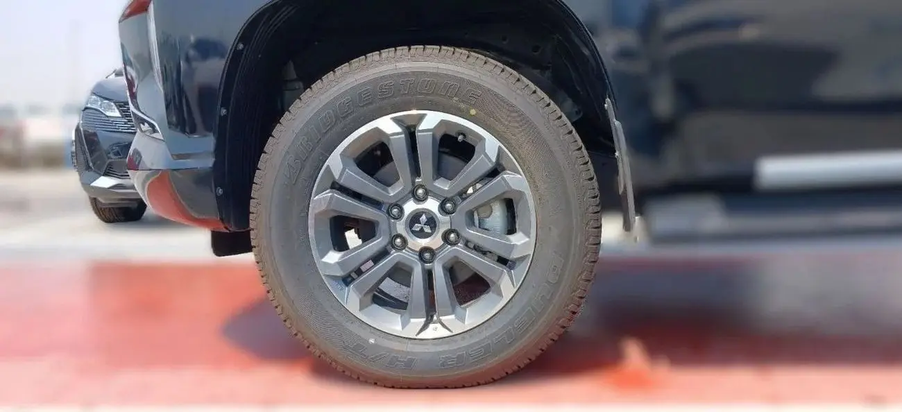 Mitsubishi L200 2023 2.4L