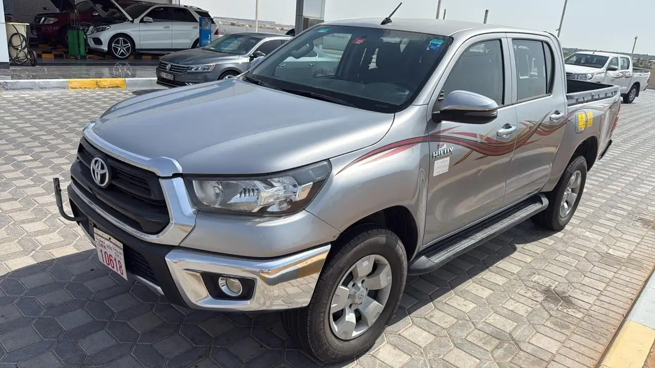 تويوتا هيلوكس 2021