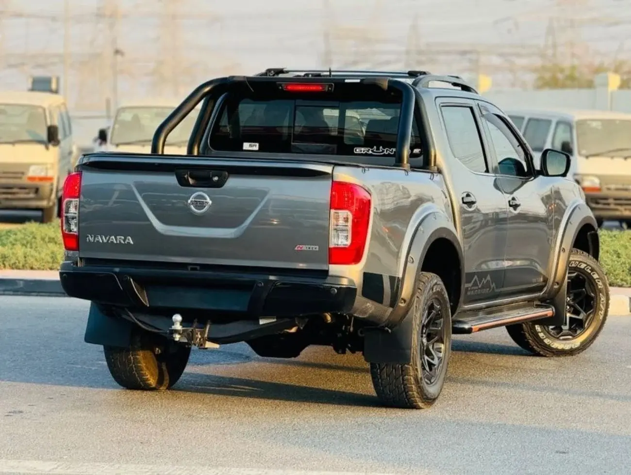 نيسان نافارا 2021 2.5L