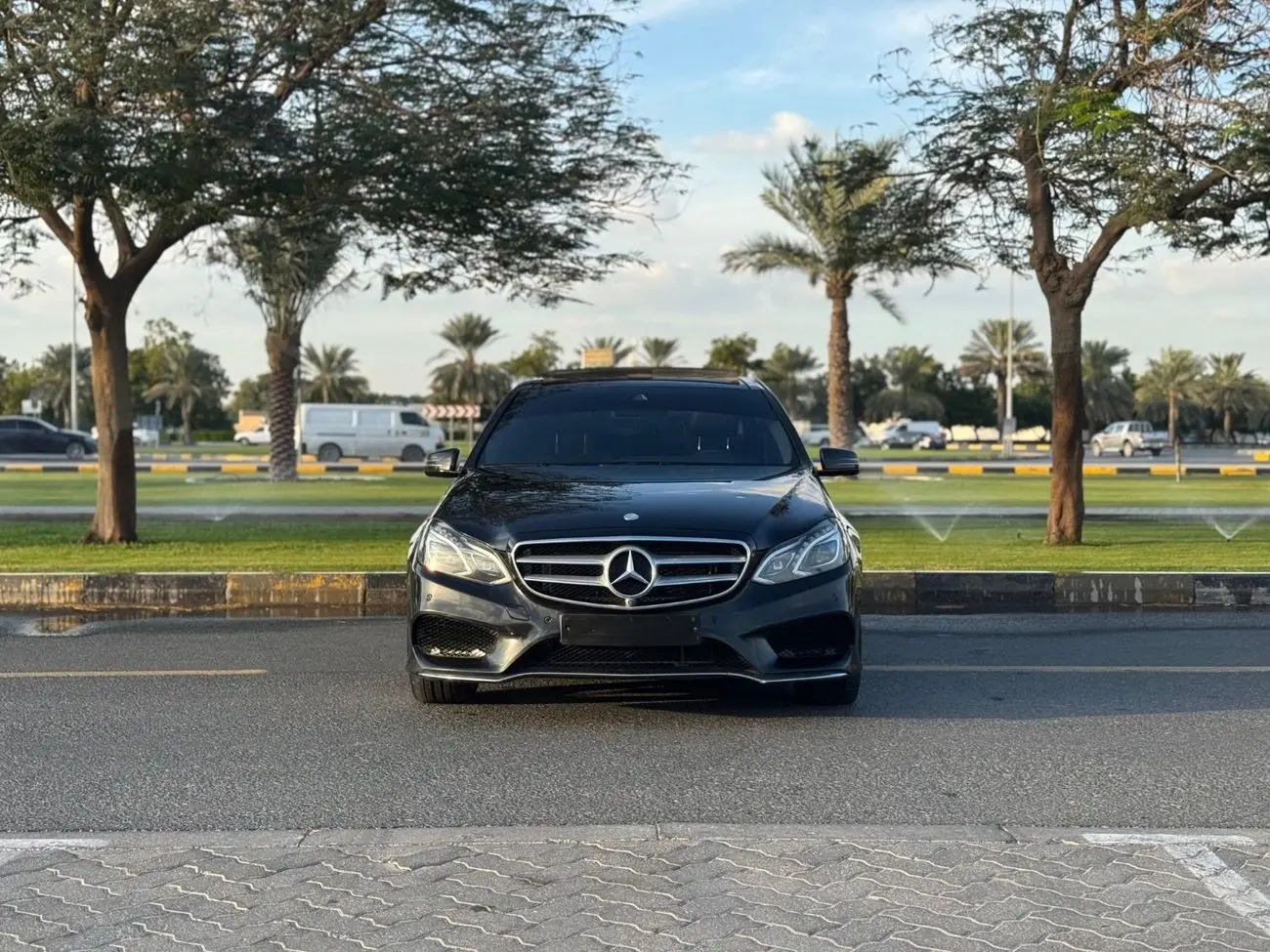 مرسيدس بنز E Class 2014 3.5L