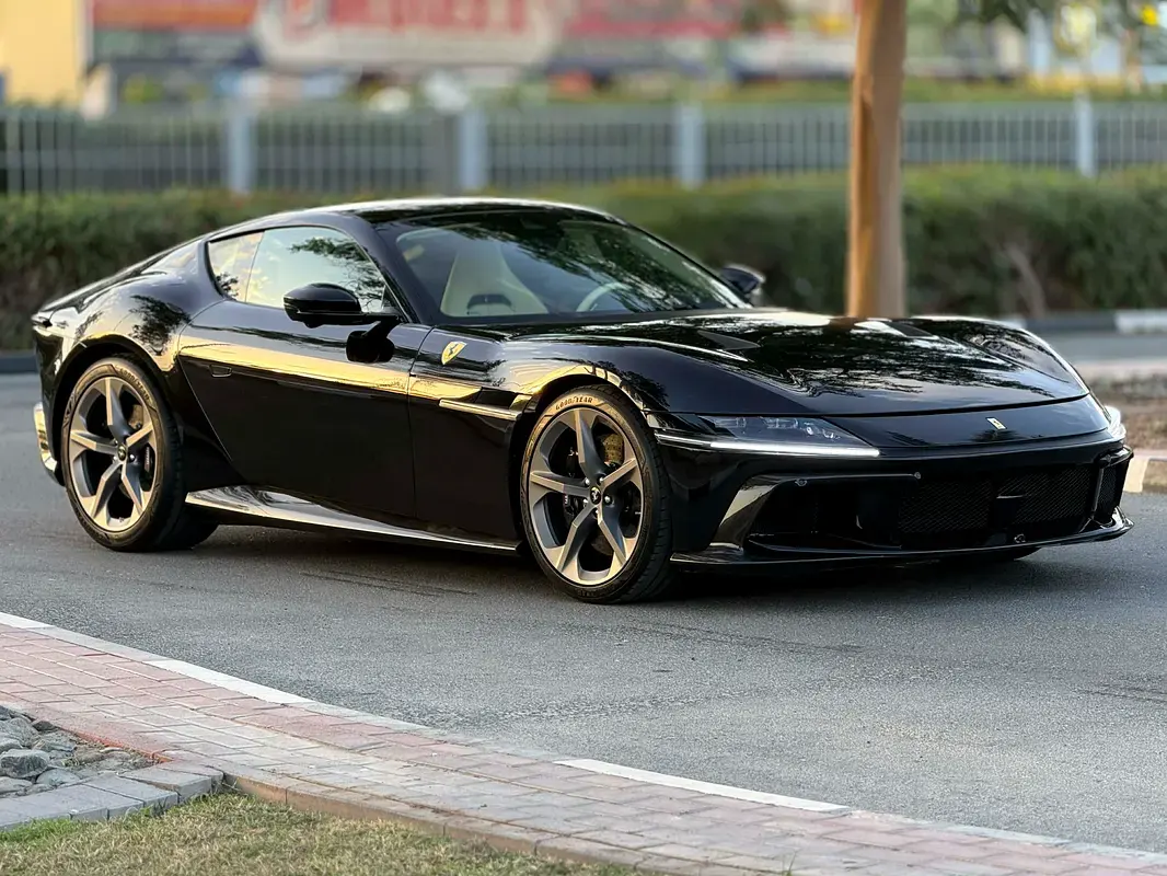 فيراري 12 سيليندري 2026