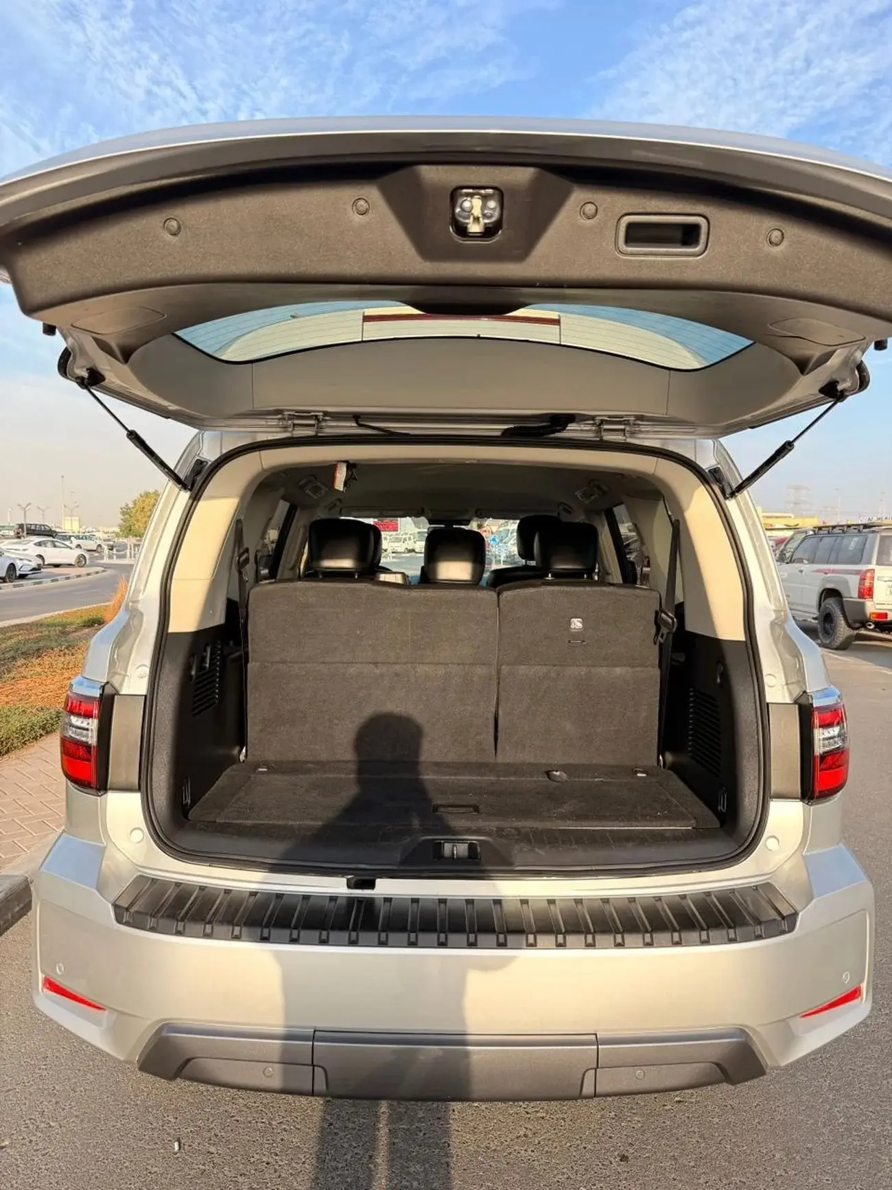 Nissan Armada 2021 5.6L