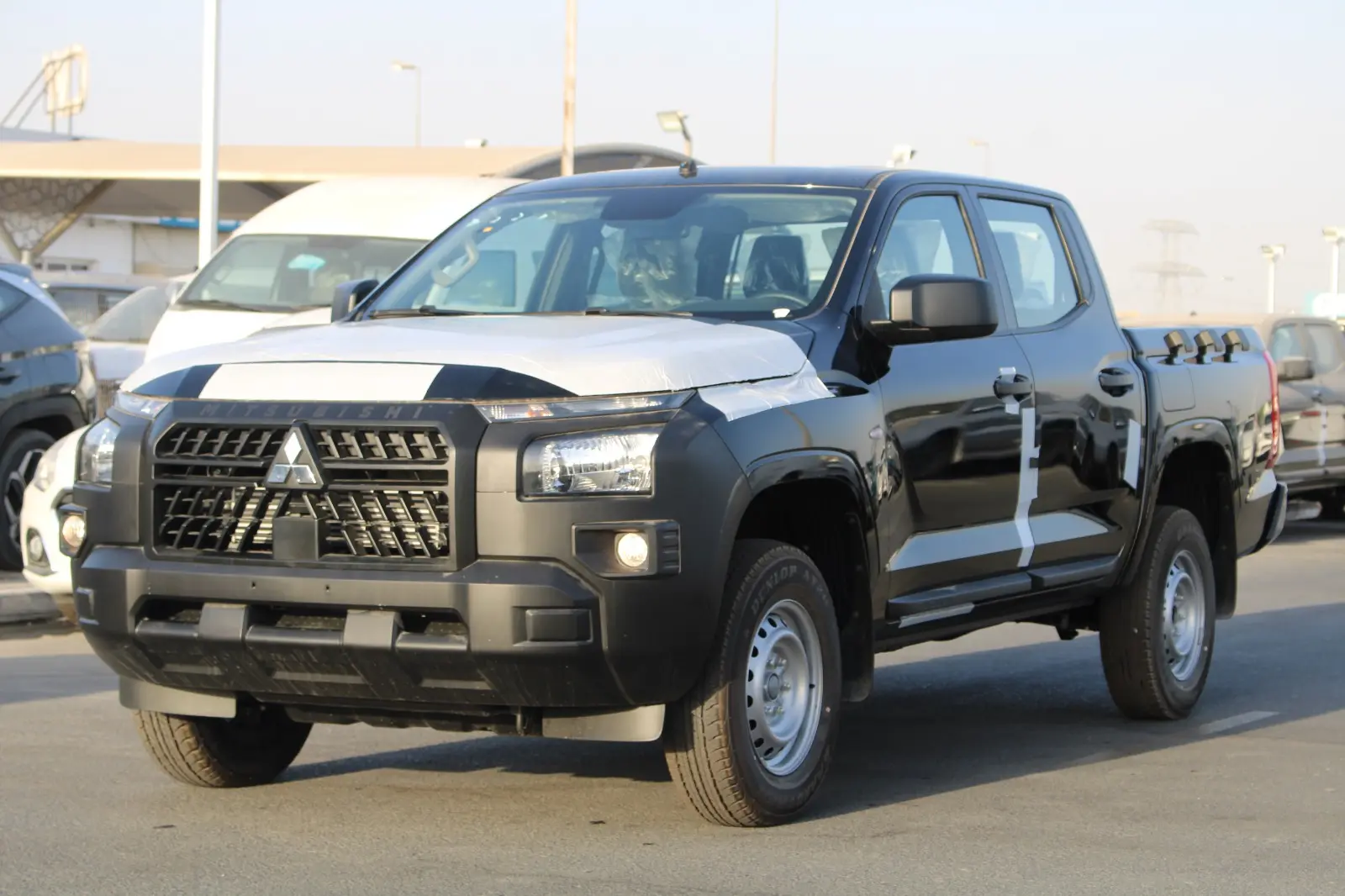 ميتسوبيشي L200 2025 2.4L