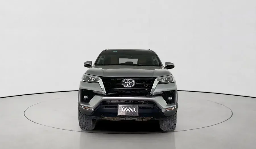 Toyota Fortuner 2023
