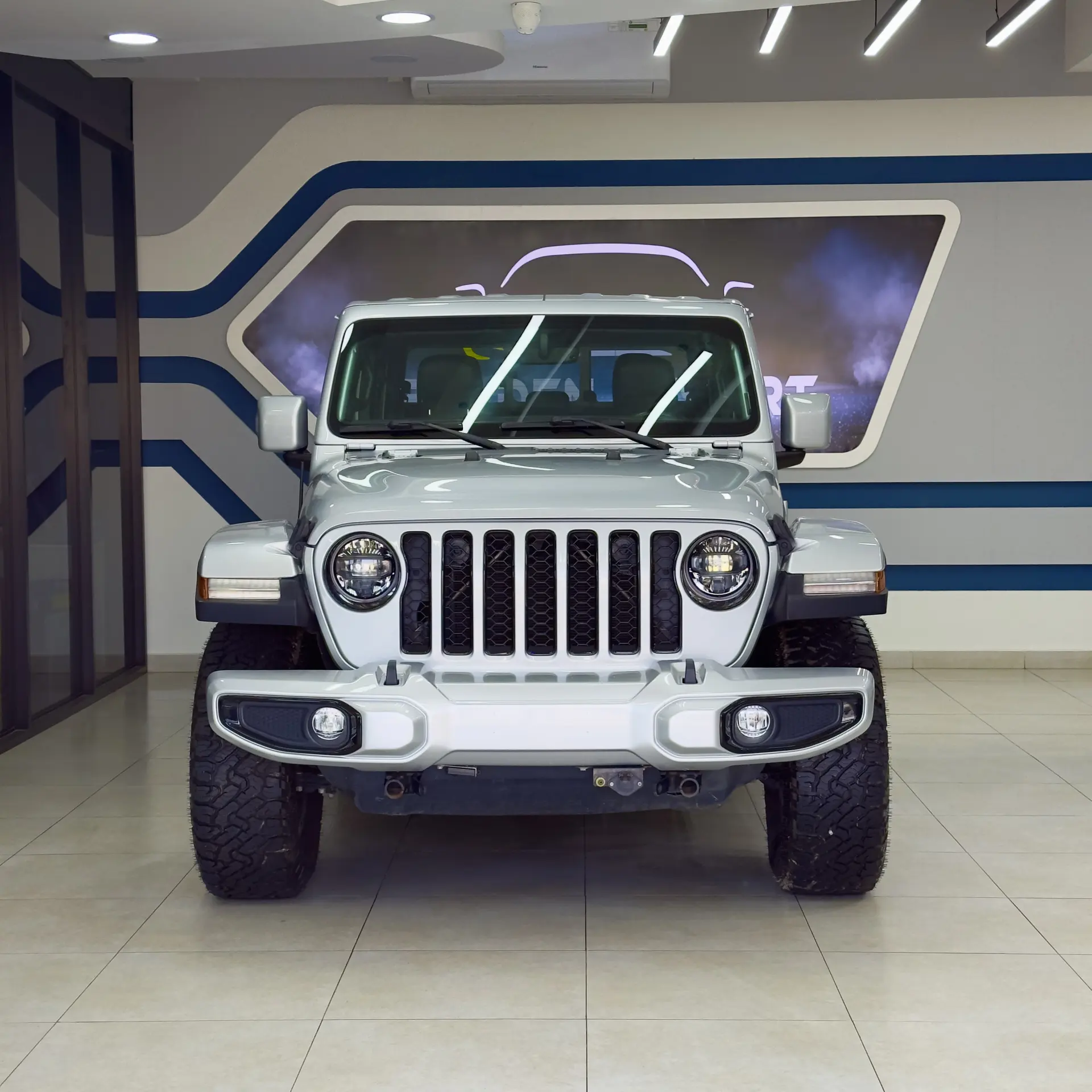 جيب جلادياتور 2022 3.6L