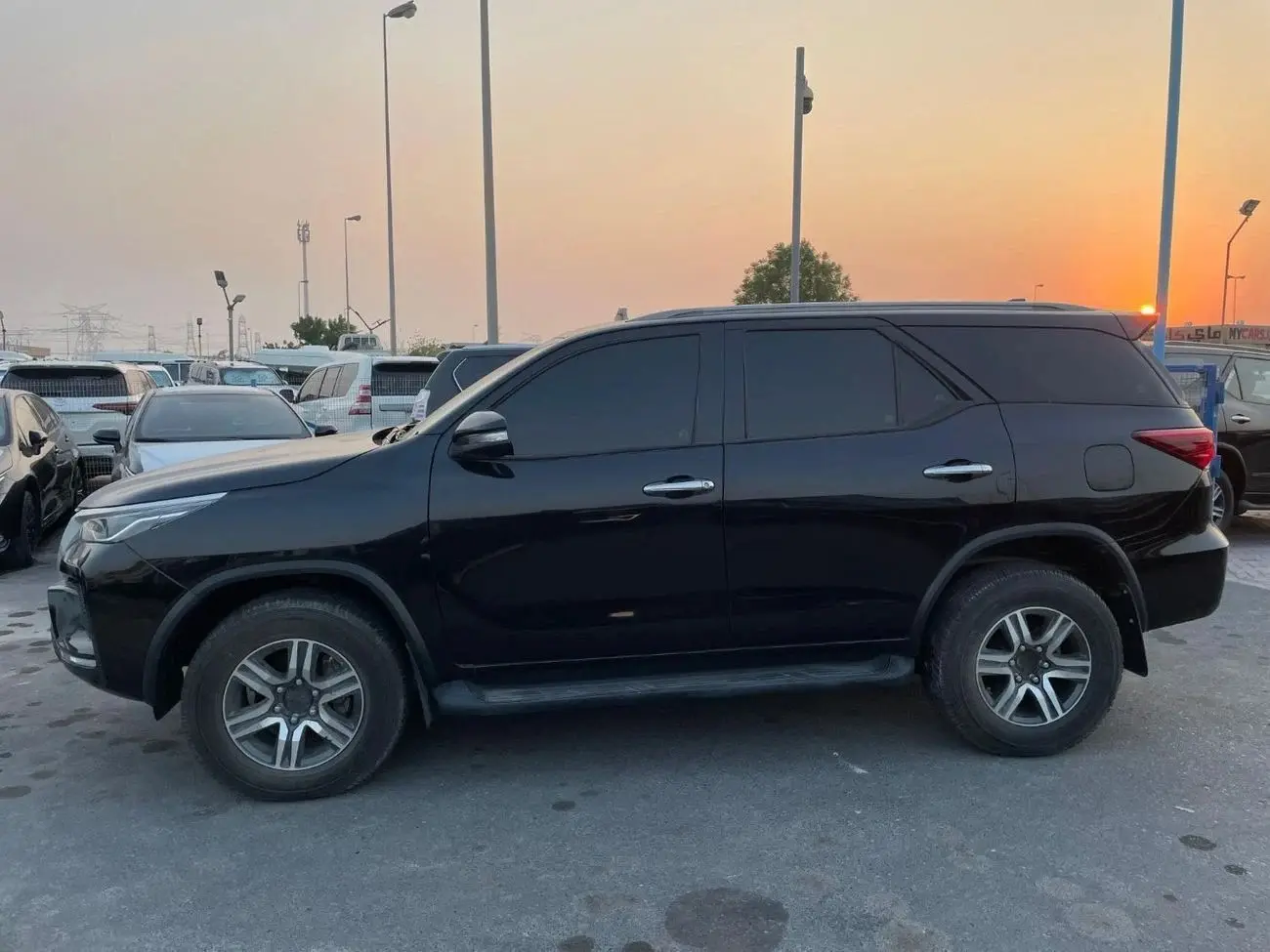 تويوتا فورتونر 2021 2.7L