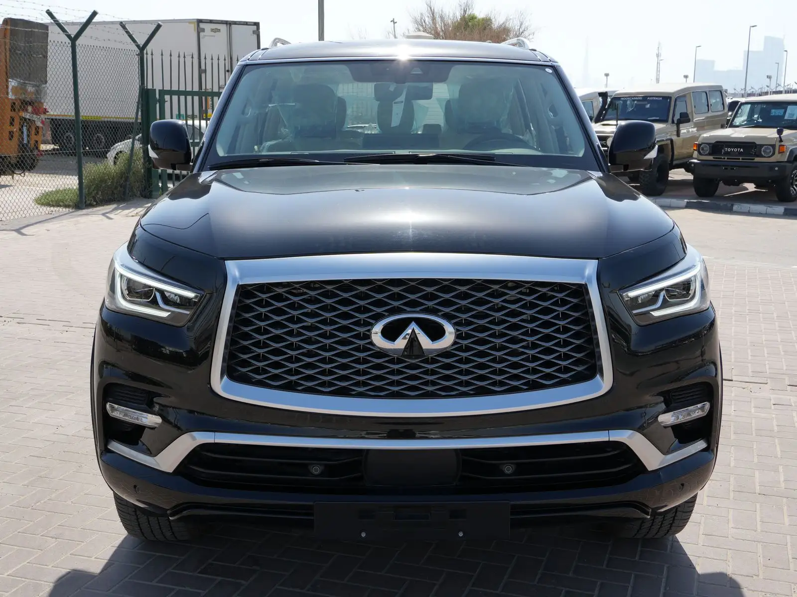 Infiniti QX80 2024