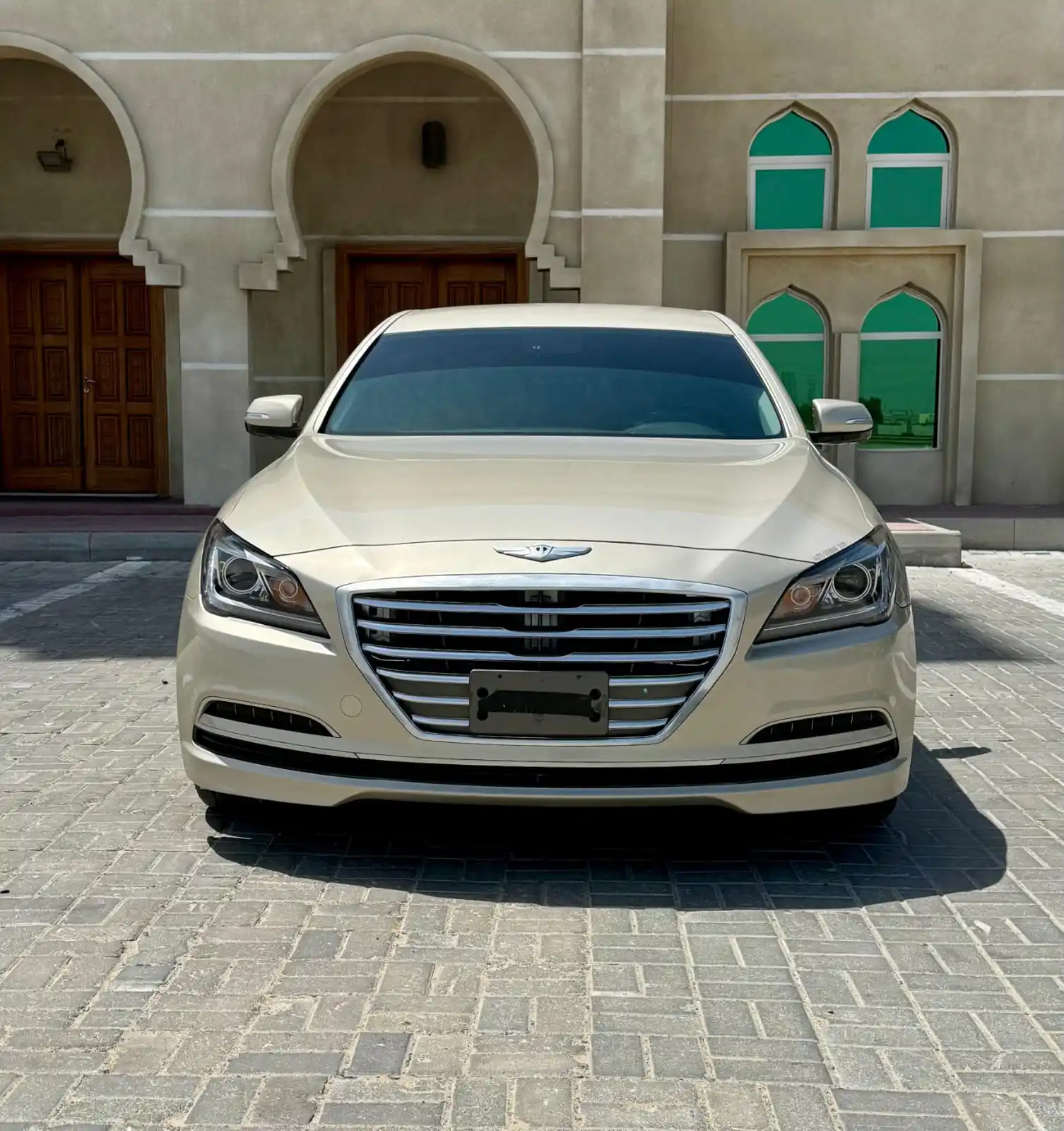 جينيسس G90 2015