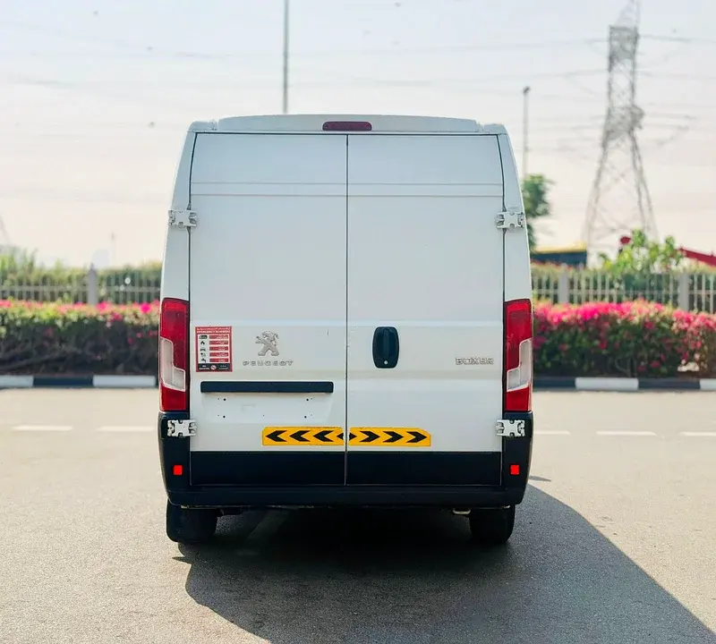 بيجو بوكسر 2021