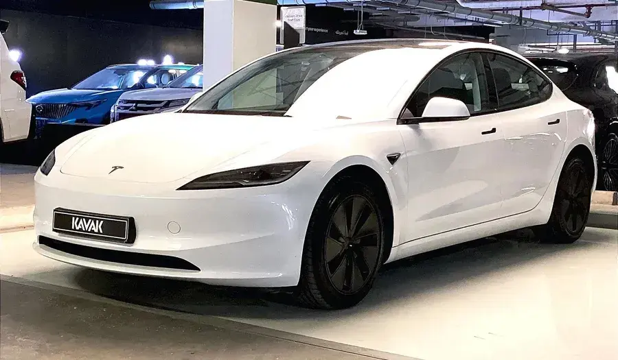Tesla Model 3 2025
