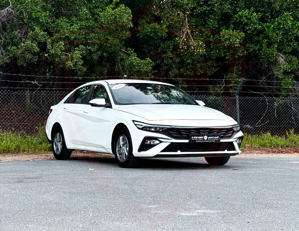 Hyundai Elantra 2024