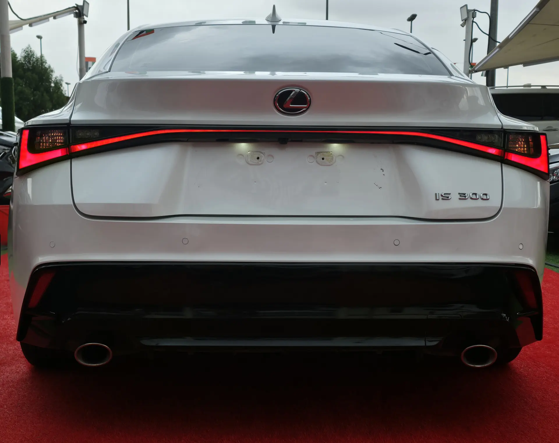 لكزس IS 2024 2000L