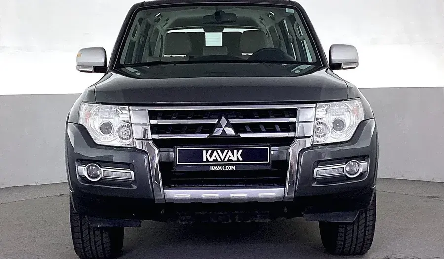 ميتسوبيشي باجيرو 2019