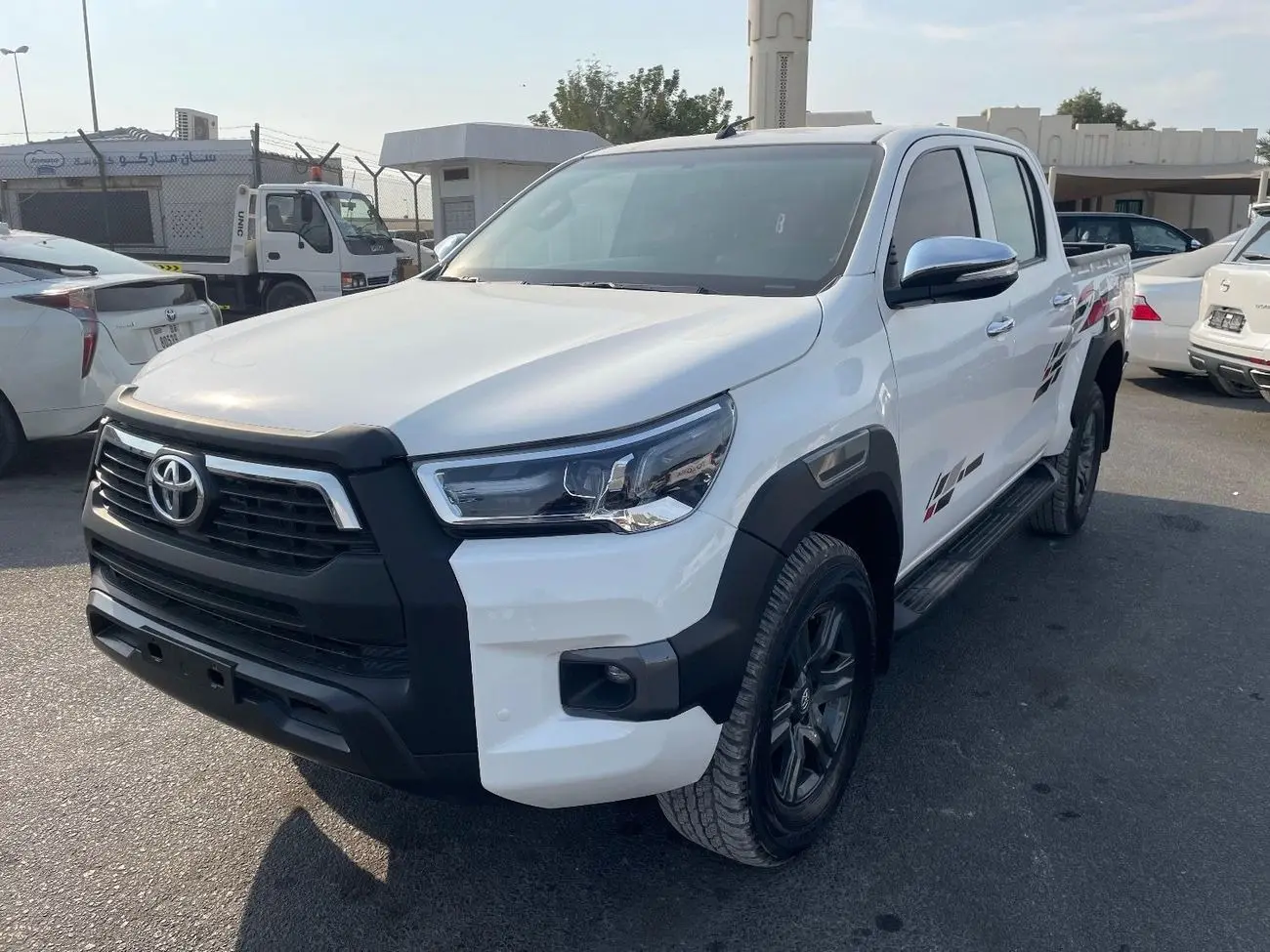 تويوتا هيلوكس 2023 2.4L