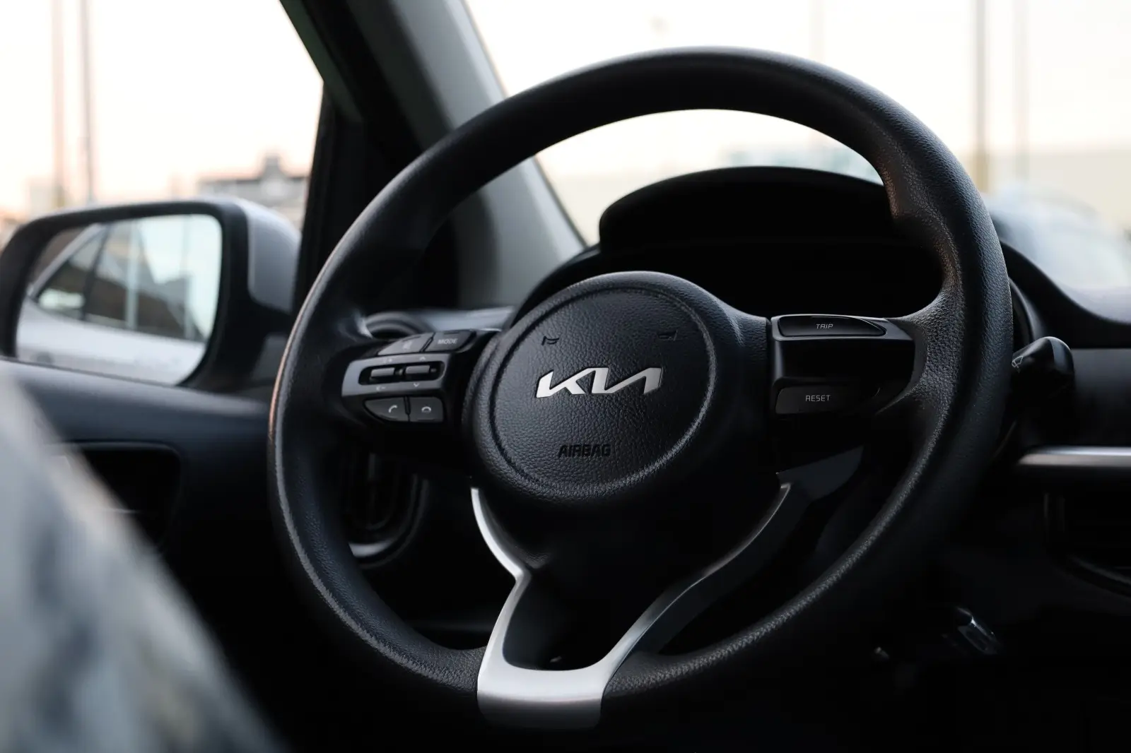 كيا بيكانتو 2023