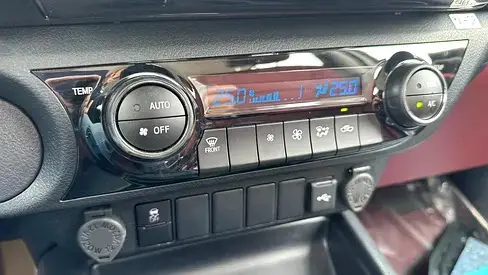 Toyota Hilux 2025 2.7L