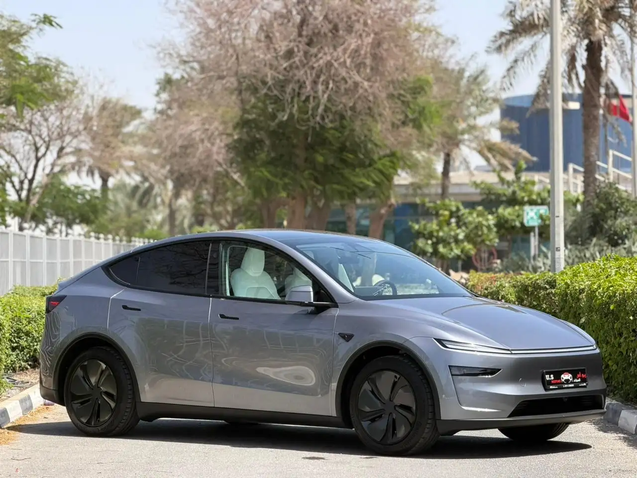 تسلا موديل Y 2025 undefinedL