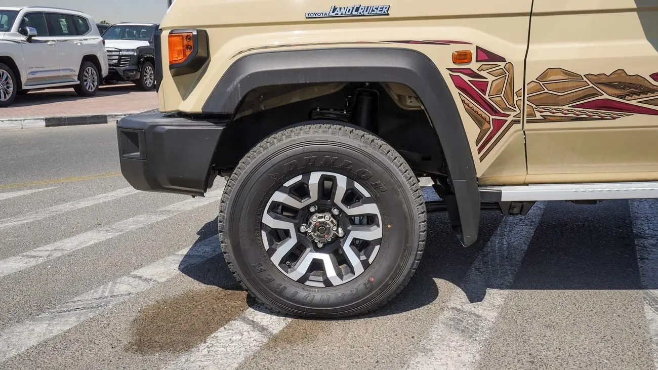 Toyota Land Cruiser Pick Up 2025 4L