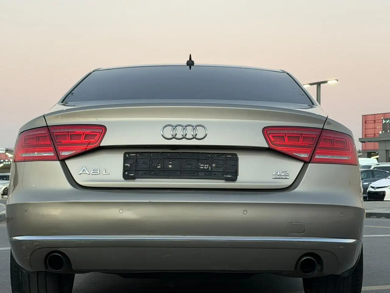 Audi A8 2012 undefinedL