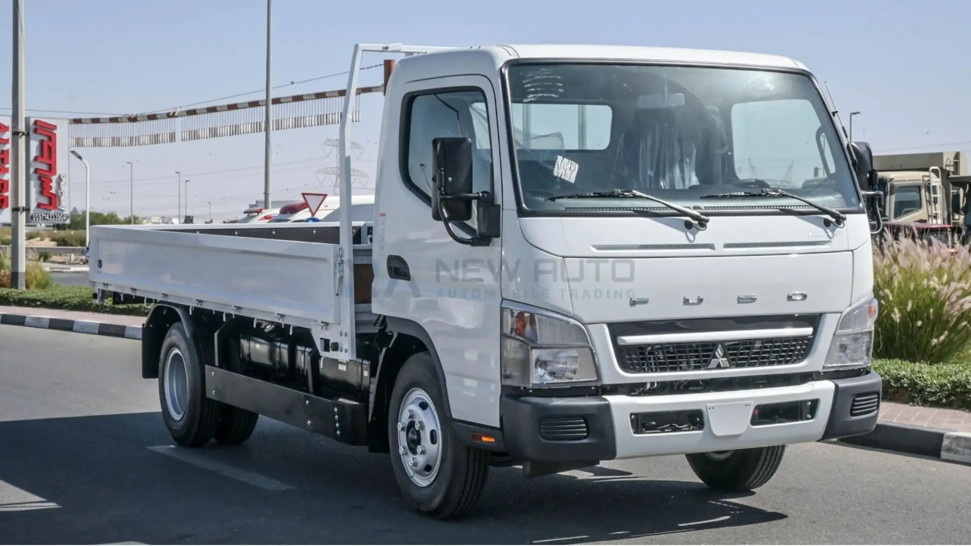 Mitsubishi Canter 2025