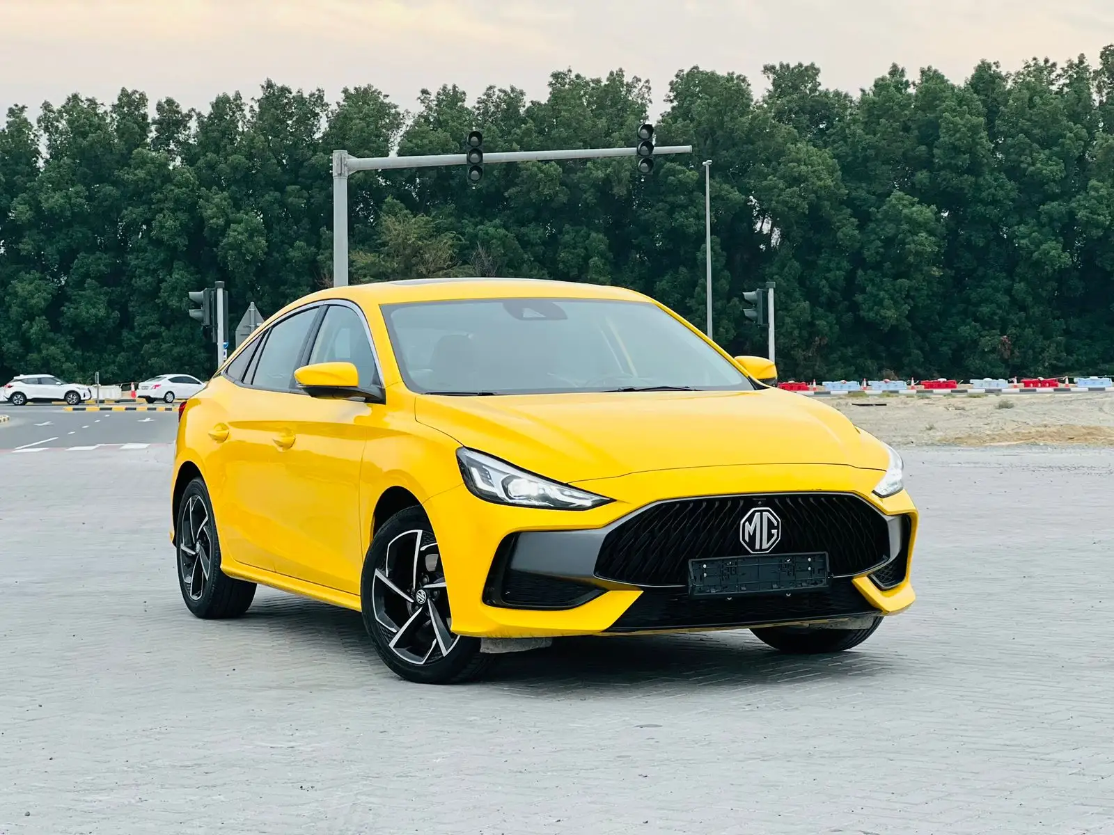 MG GT 2022 1500T