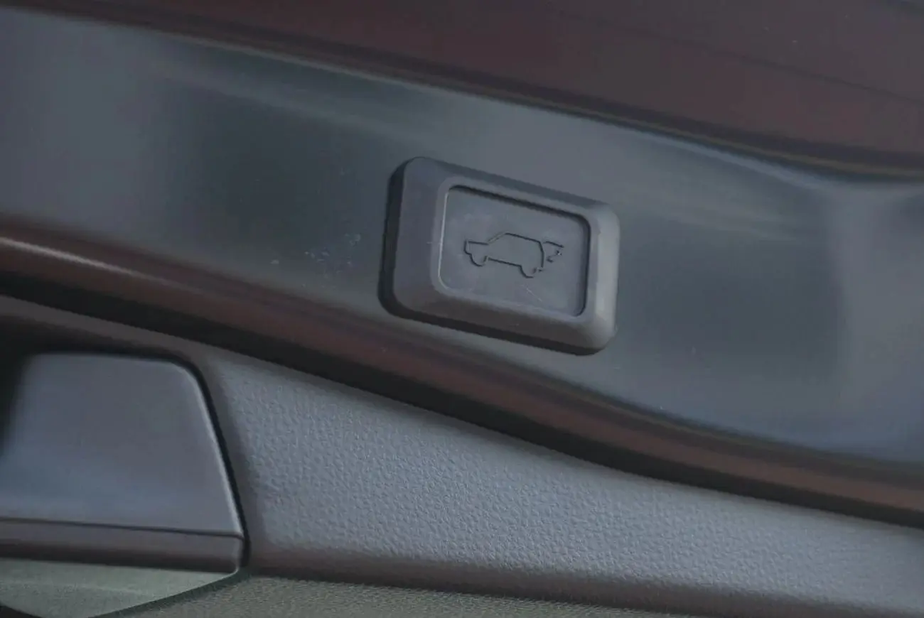 تويوتا راف ٤ 2024 2.5L