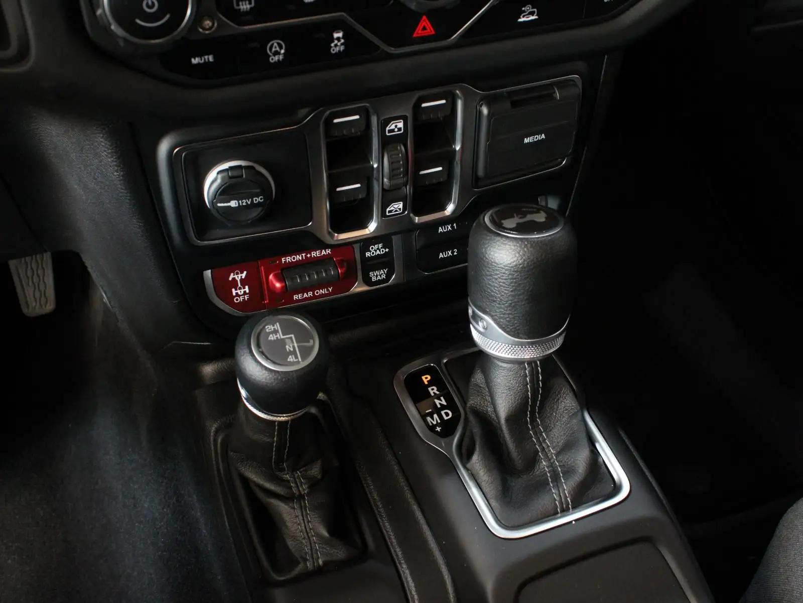 جيب رانجلر 2024 3.6L