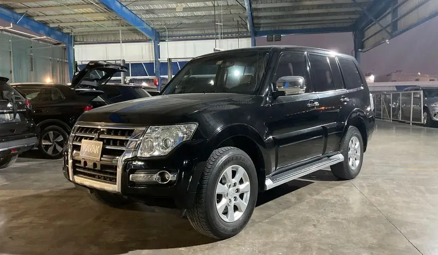 Mitsubishi Pajero 2016