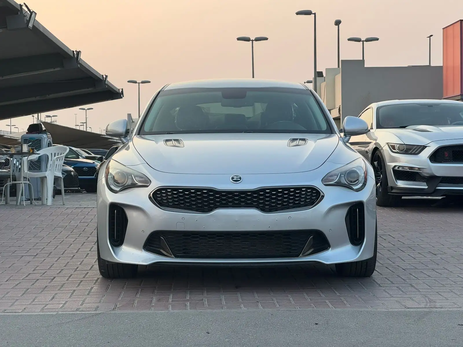 كيا ستينجر 2018 2L