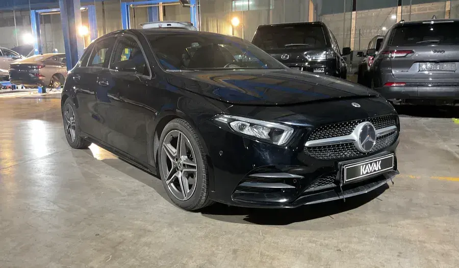 مرسيدس بنز A Class 2021 1.3L