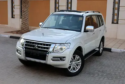 Mitsubishi Pajero 2016