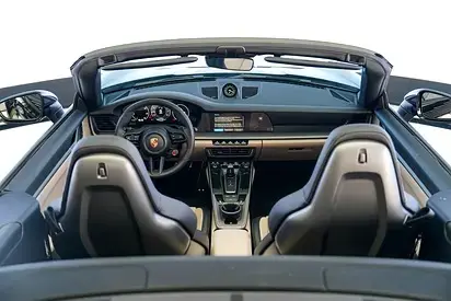 Porsche 911 2025