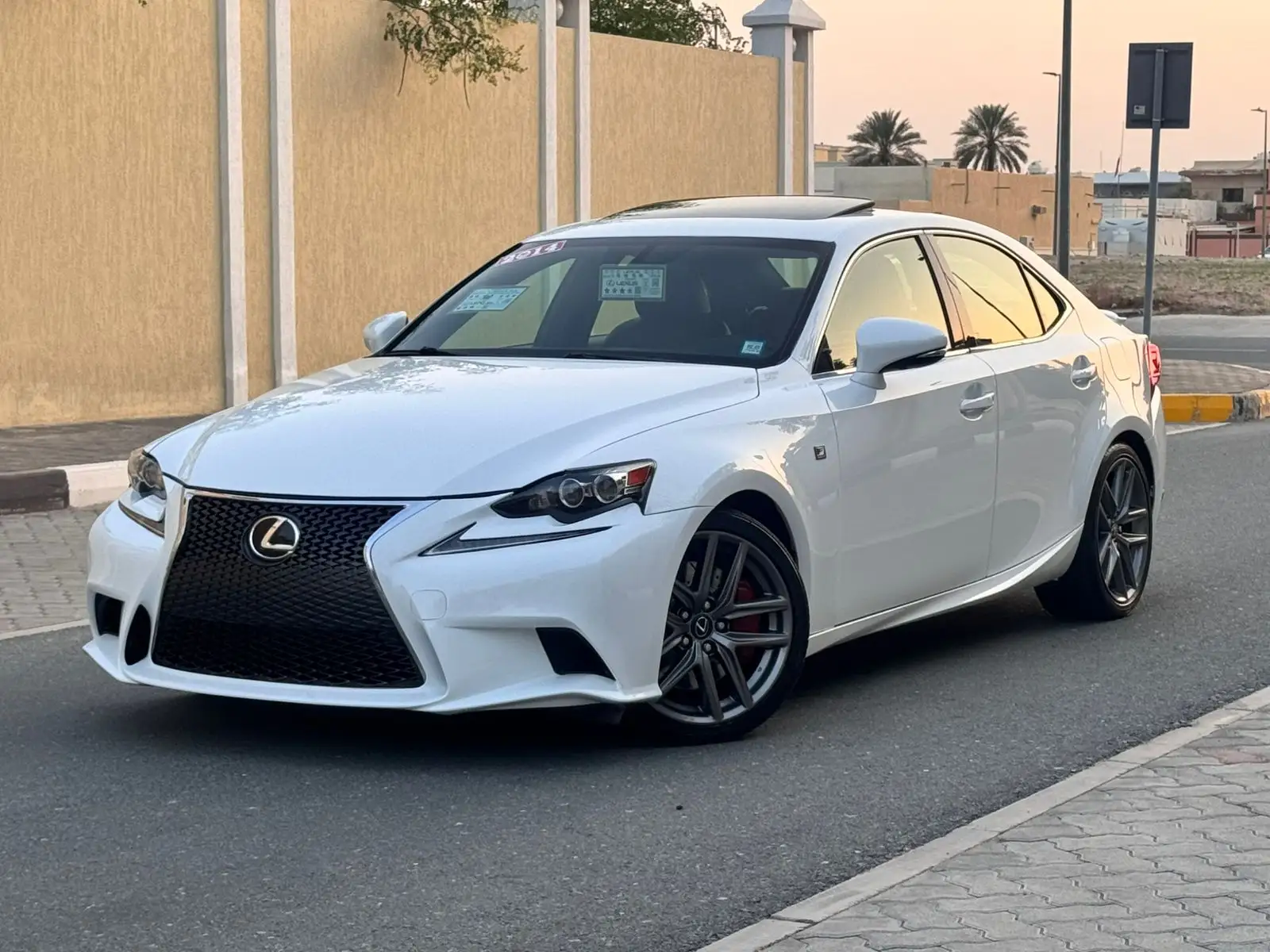 Lexus IS 2014