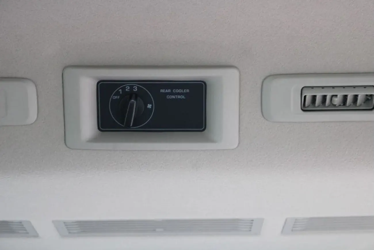 Nissan Urvan NISSAN URVAN HR SB 2.5L DIESEL CX 15 SEATER MANUAL 