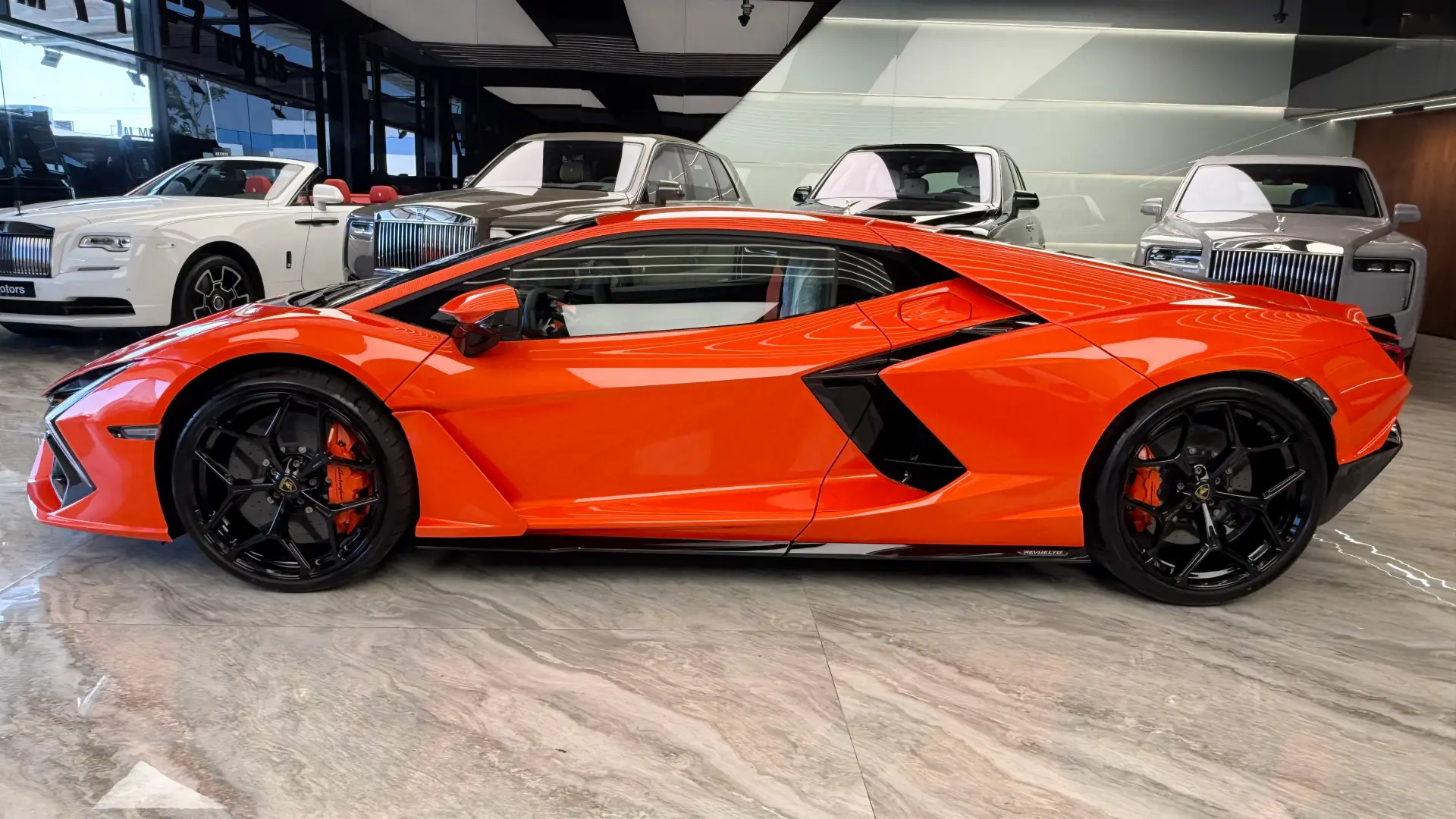 لامبورغيني ريفويلتو 2026 6.5L